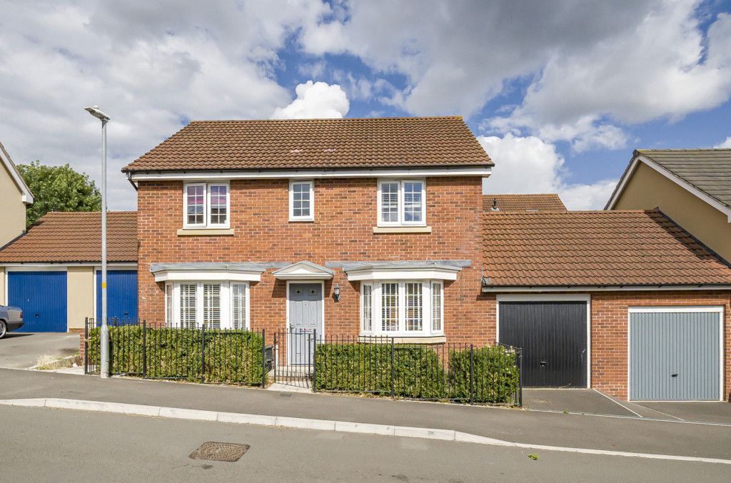 4 bed detached house for sale in Bates Way, Swindon, Wiltshire SN2 Zoopla