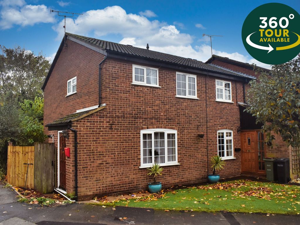 3 bed end terrace house for sale in Atherstone Close, Oadby, Leicester