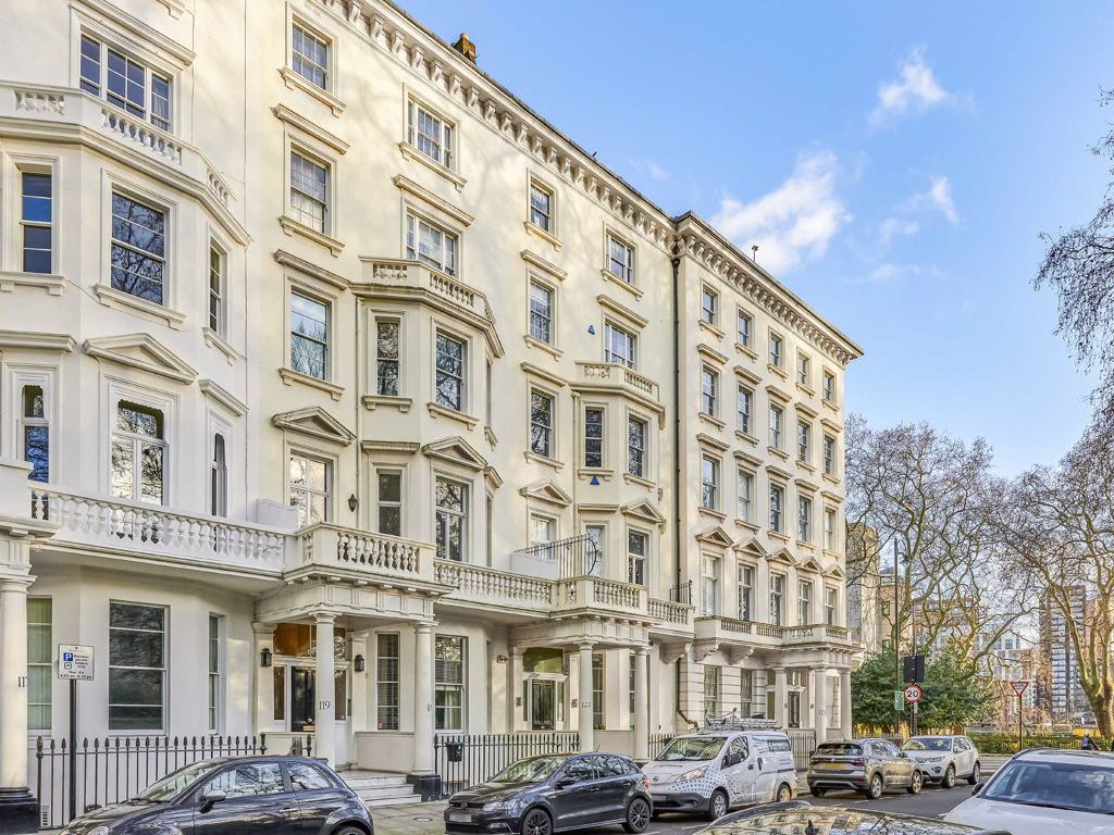 2 bed flat to rent in St. Square, London SW1V Zoopla