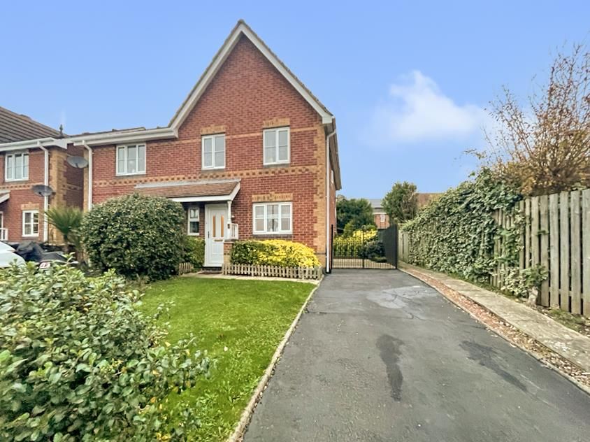 Middle Close, Swadlincote DE11  