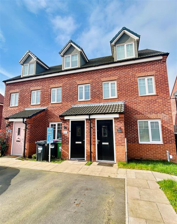 3 bed town house for sale in Monkmoor Road, Shrewsbury SY2, £249,950 Zoopla