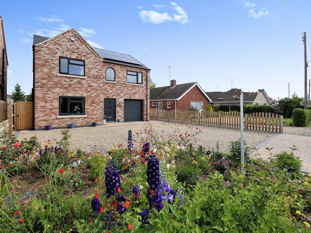 4 bed detached house for sale in Broadgate, Weston Hills, Spalding PE12