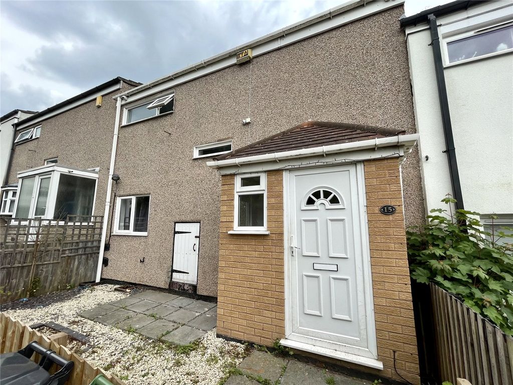 3 bed terraced house for sale in Pheasant Croft, Smiths Wood