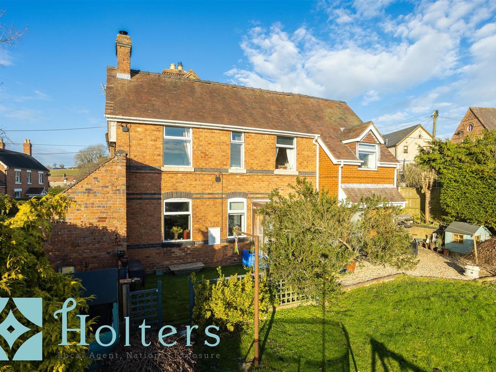 3 bed link detached house for sale in Tenbury Road, Clee Hill, Ludlow