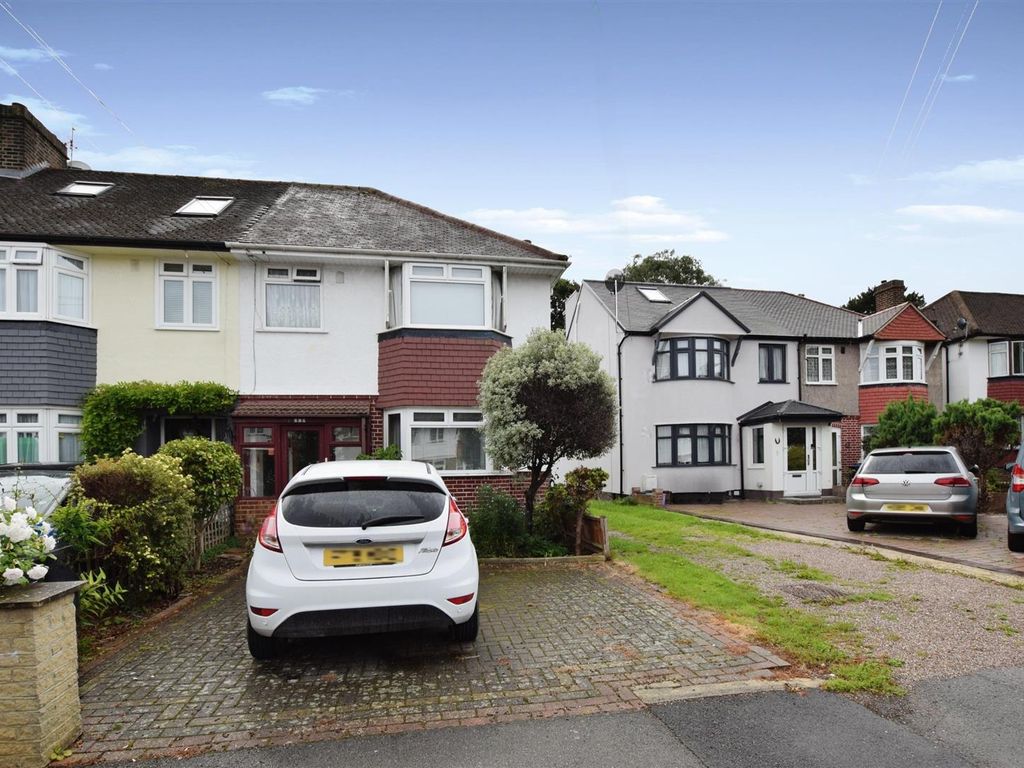 3 bed end terrace house for sale in Hillcross Avenue, Morden SM4, £565,000 Zoopla