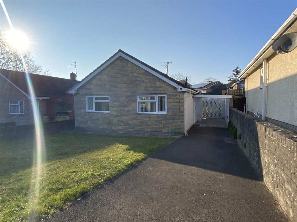 2 bed detached bungalow to rent in Normandy Way, Chepstow NP16 Zoopla