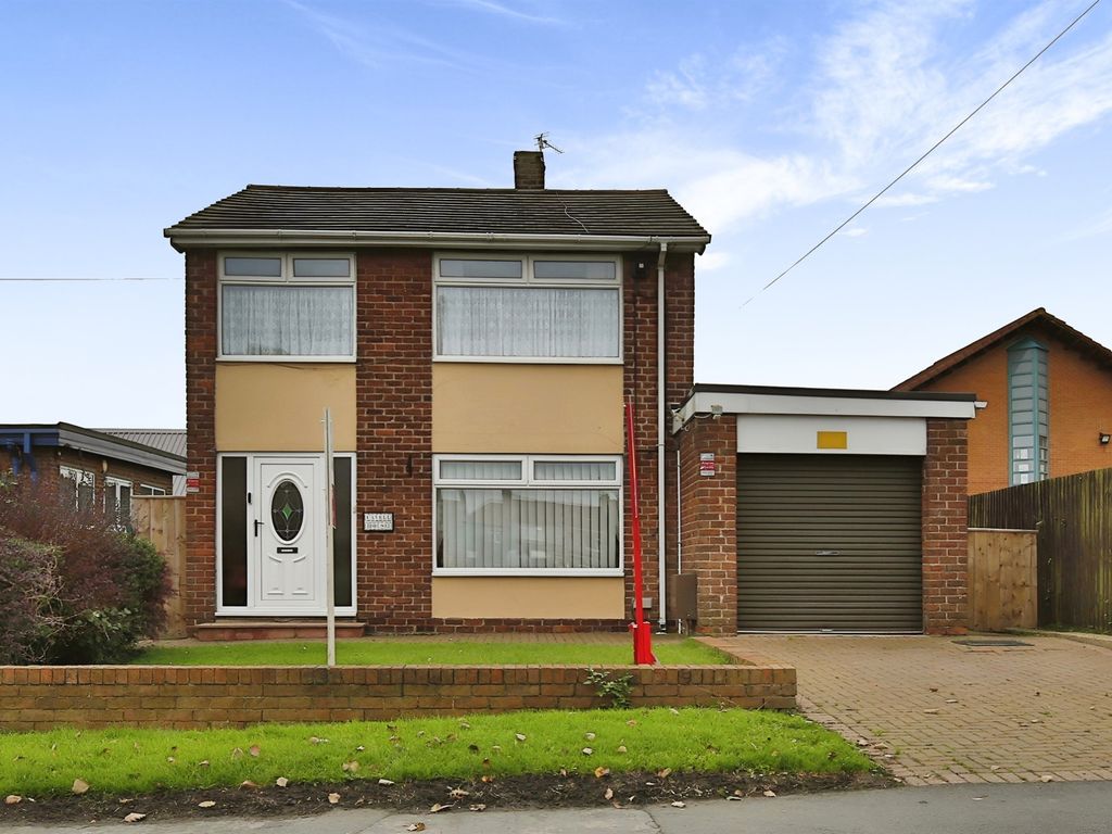 3 bed detached house for sale in Hesleden Road, Blackhall Colliery