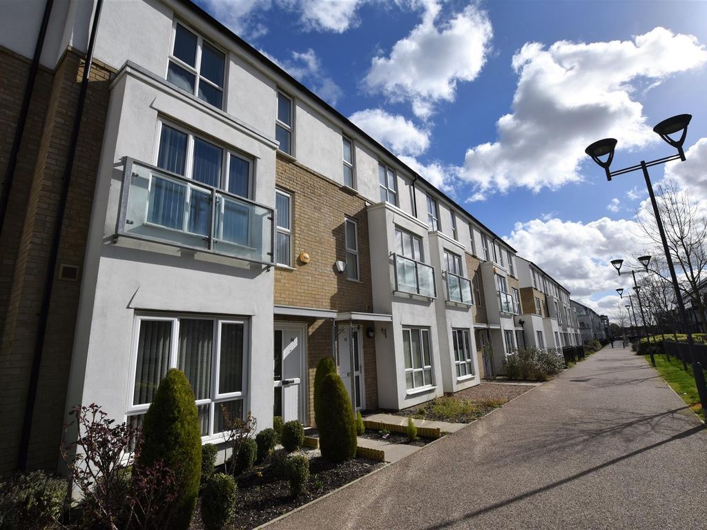 4 bed property to rent in Spring Promenade, West Drayton UB7 Zoopla