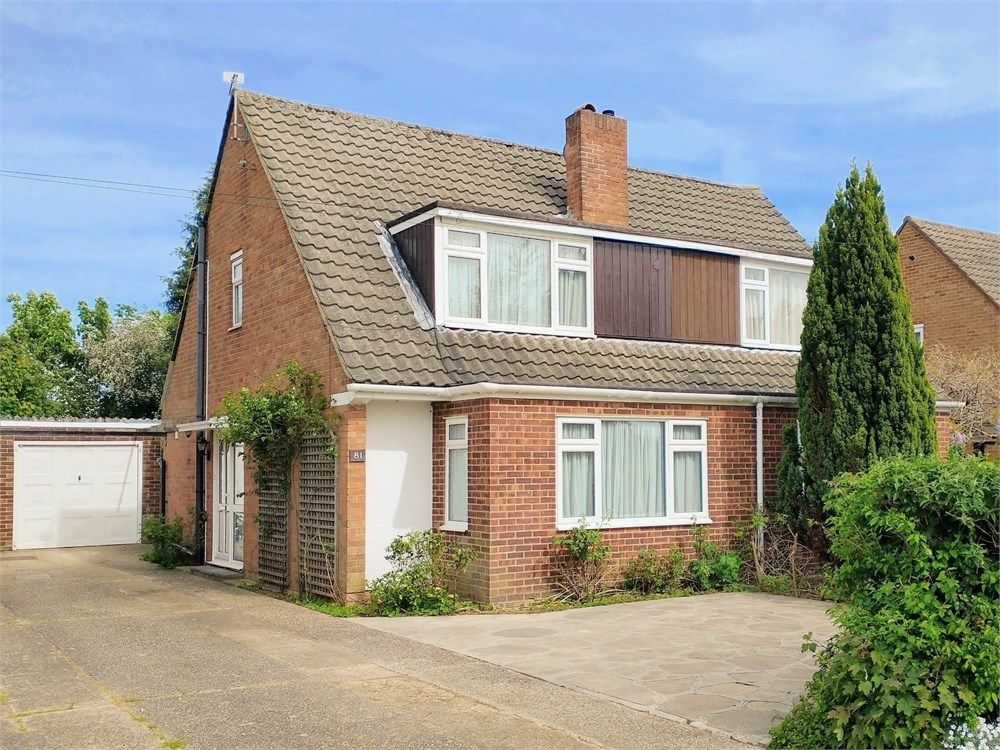 3 bed semidetached house for sale in Stratton Road, Lower Sunbury TW16