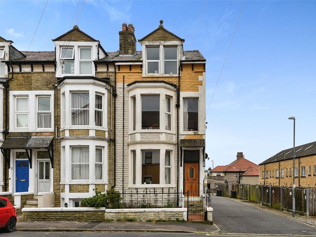 4 bed terraced house for sale in Grove Street, Morecambe LA4 Zoopla