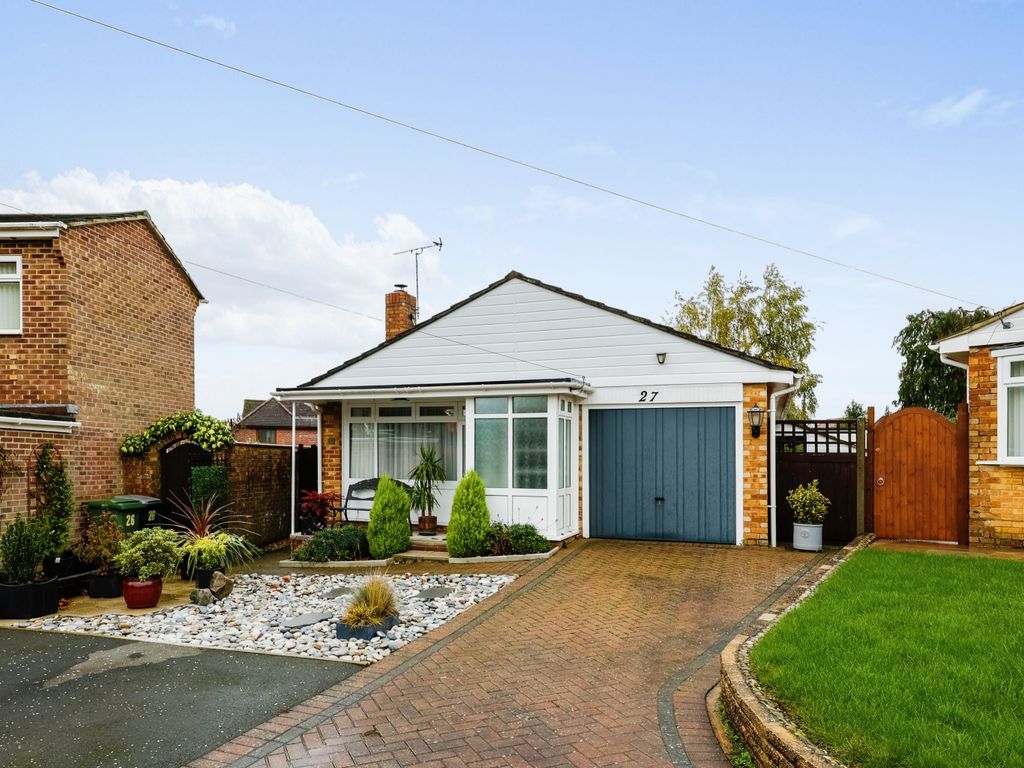 4 bed bungalow for sale in Ashling Gardens, Denmead, Waterlooville PO7