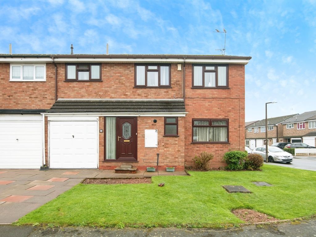 4 bed end terrace house for sale in Fitzguy Close, West Bromwich B70, £