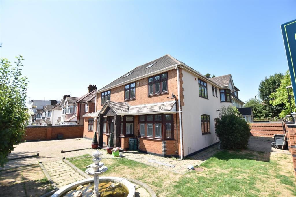 6 bed detached house for sale in Spring Grove Road, Isleworth TW7, £