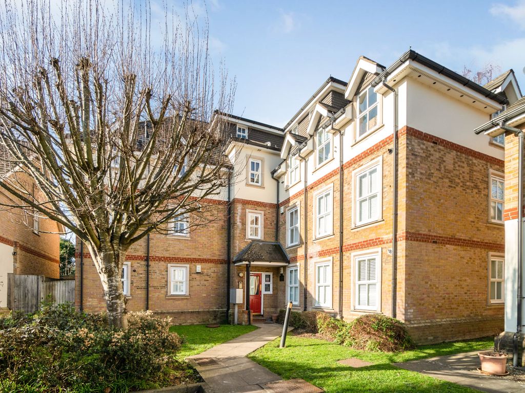 2 bed flat for sale in Church Paddock Court, Wallington SM6 Zoopla