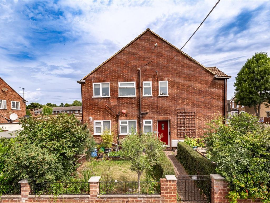2 bed for sale in Russell Road, Enfield EN1 Zoopla
