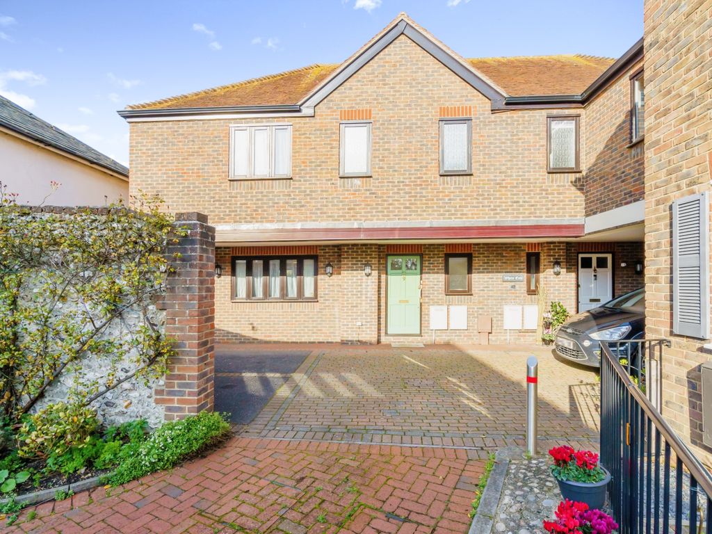 3 bed semidetached house for sale in Kings Terrace, Emsworth