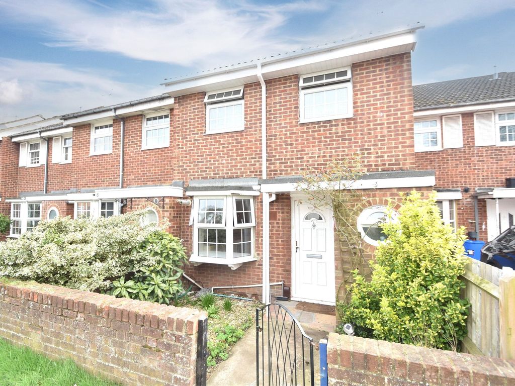3 bed semidetached house for sale in Ray Mill Road West, Maidenhead