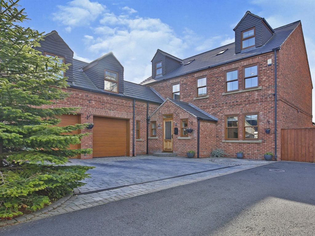 5 bed detached house for sale in Coal Lane, Wolviston, Billingham TS22