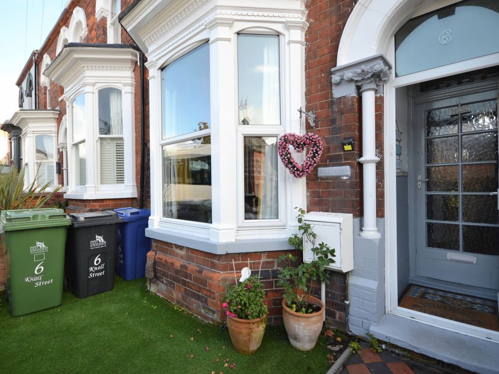 4 bed terraced house for sale in Knoll Street, Cleethorpes DN35, £217,500 Zoopla