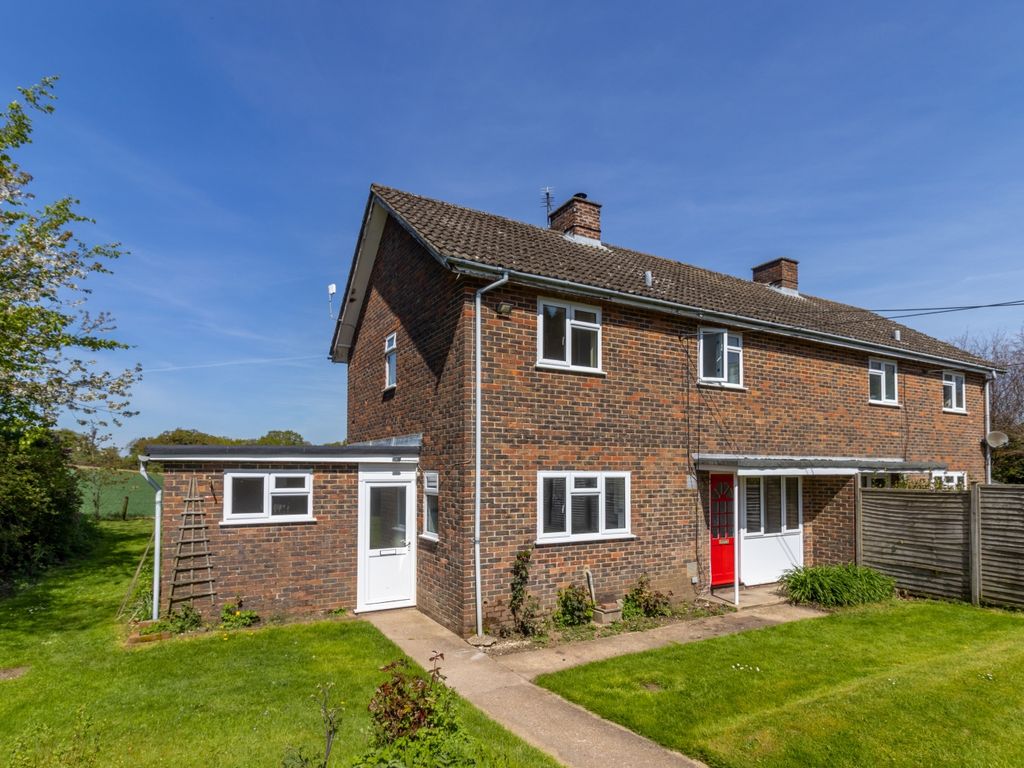 3 bed terraced house to rent in 1 New Cottages Parkside Lane, Ropley