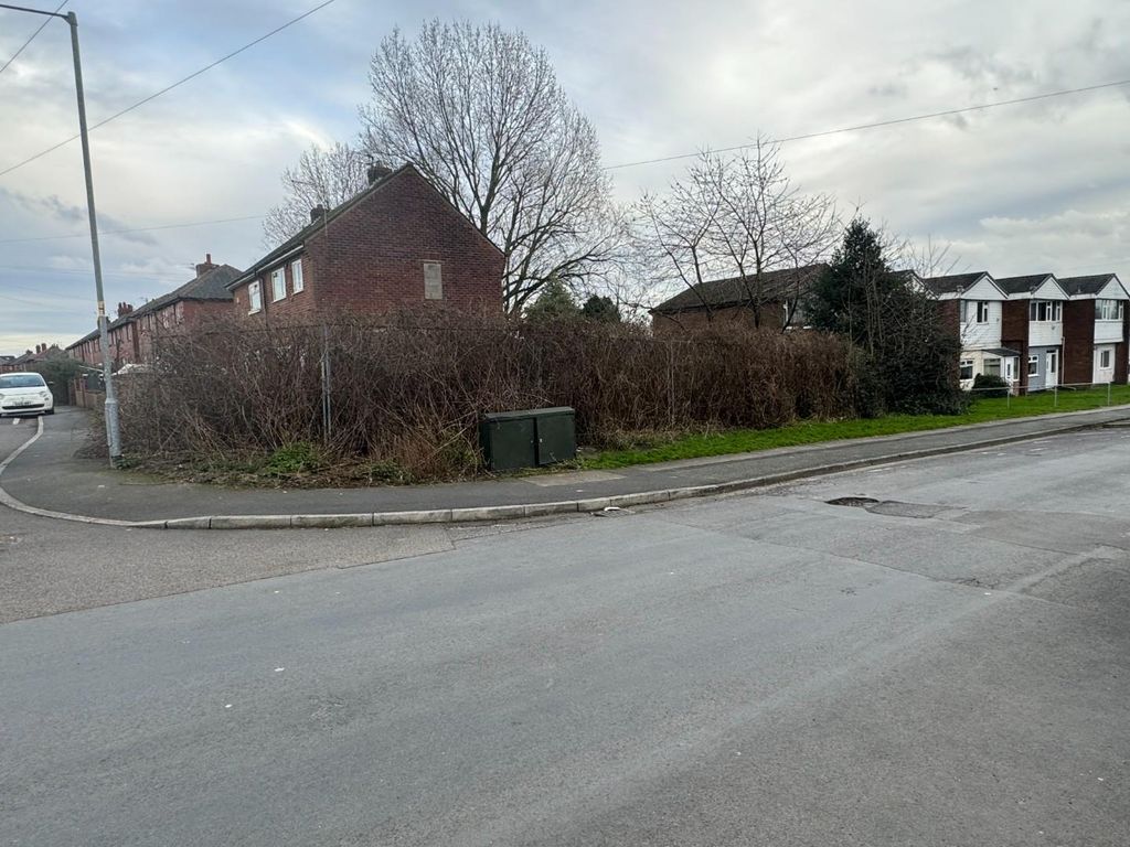 Land for sale in Princess Avenue, Kearsley, Bolton BL4, £100,000 Zoopla