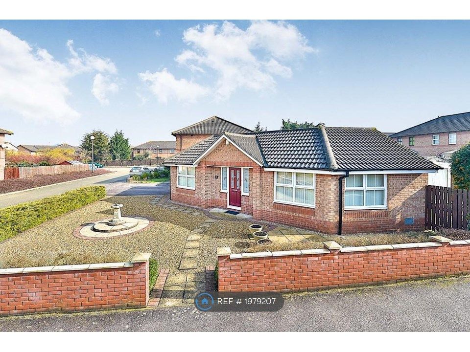 1 bed bungalow to rent in Wynyard Court, Oldbrook, Milton Keynes MK6, £