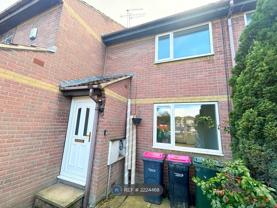 2 bed terraced house to rent in Sheffield Lane, Catcliffe, Rotherham