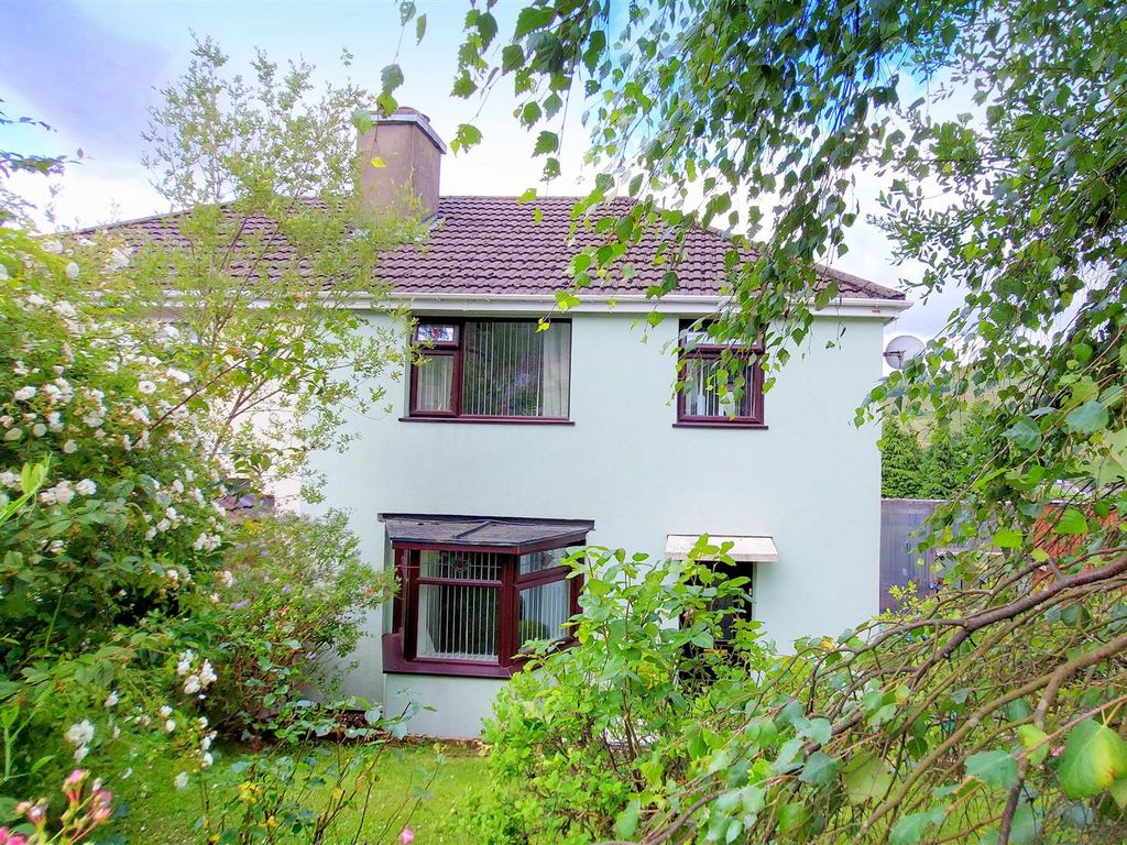 3 bed semidetached house for sale in Woodland Road, Glyncorrwg, Port