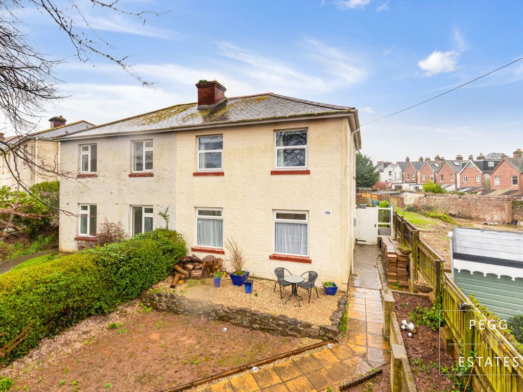 3 bed semidetached house for sale in Empire Road, Torquay TQ1, £