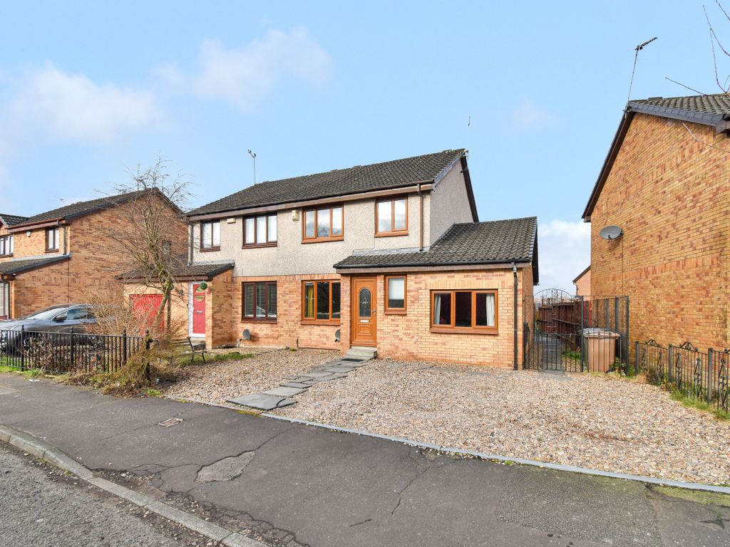 4 bed semidetached house for sale in Spinners Gardens, Paisley