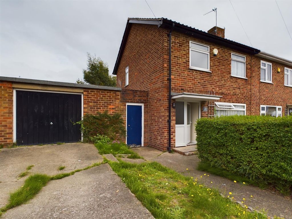 3 bed semidetached house to rent in Frobisher Road, Moreton, Wirral