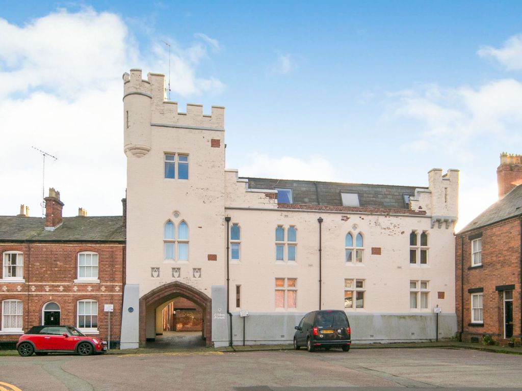 1 bed flat for sale in Albion Street, Chester, Cheshire CH1, £180,000