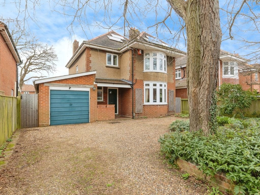 4 bed detached house for sale in Ipswich Grove, Norwich NR2, £650,000