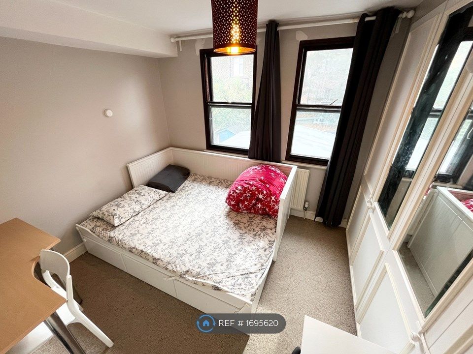 3 bed terraced house to rent in Henfield Road, London SW19 Zoopla