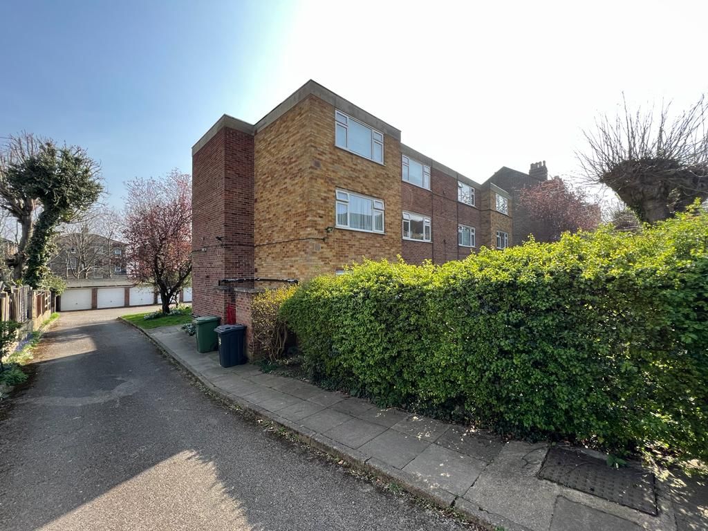 7 Wisteria Road, London SE13