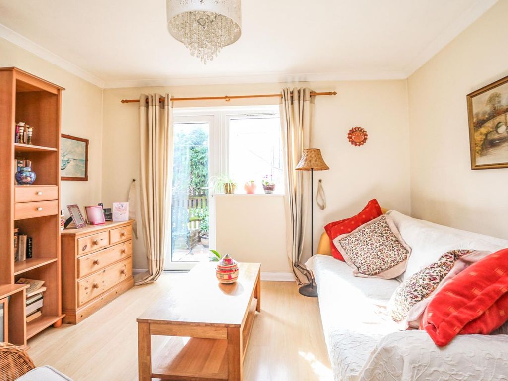 Darlington Road London SE27  