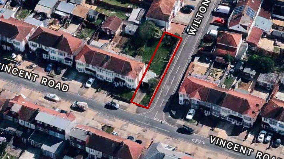 Land for sale in Vincent Road, Hounslow TW4 Zoopla