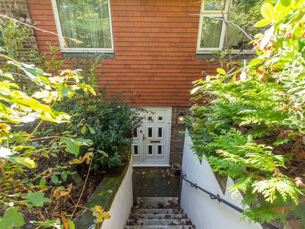 6 bed detached house for sale in St. Thomas Hill, Canterbury CT2 Zoopla