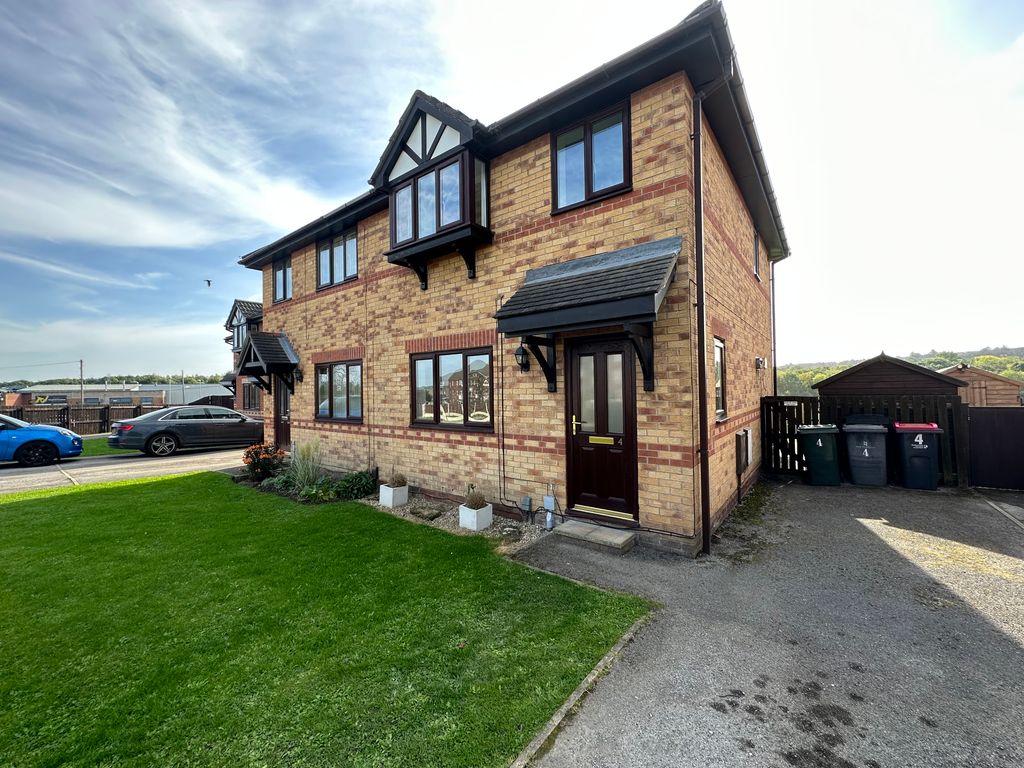 1 bed semidetached house to rent in Wingfield Court, Off Wingfield