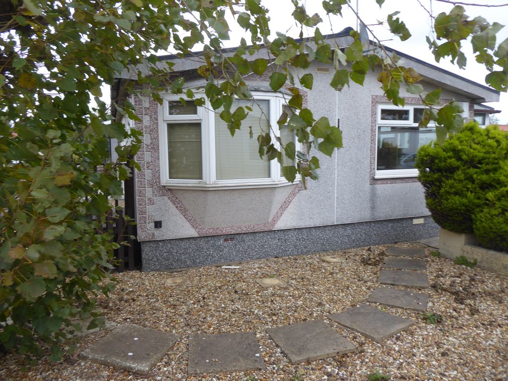 2 bed mobile/park home for sale in Hambleton Country Park, Sower Carr