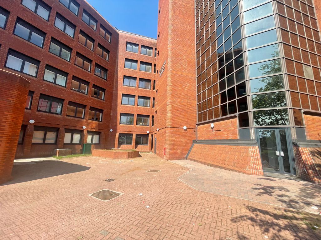 1 bed flat to rent in Church Street, Wolverhampton WV2, £675 pcm Zoopla