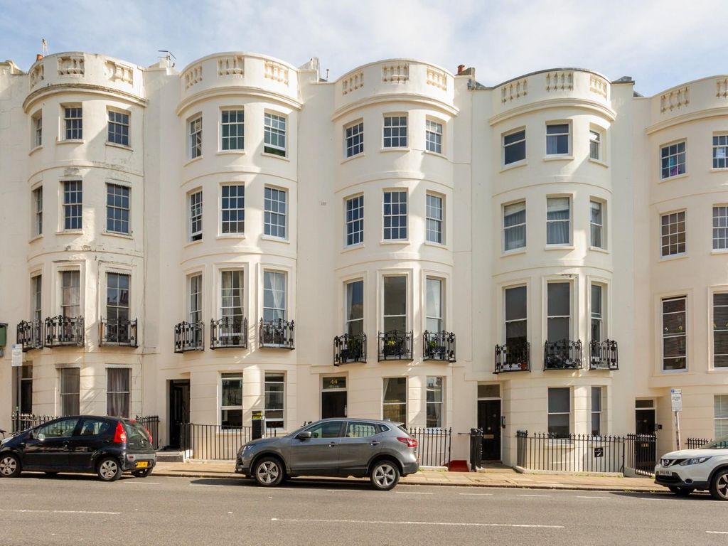 6 bed flat for sale in Lansdowne Place, Hove BN3, £1,350,000 Zoopla
