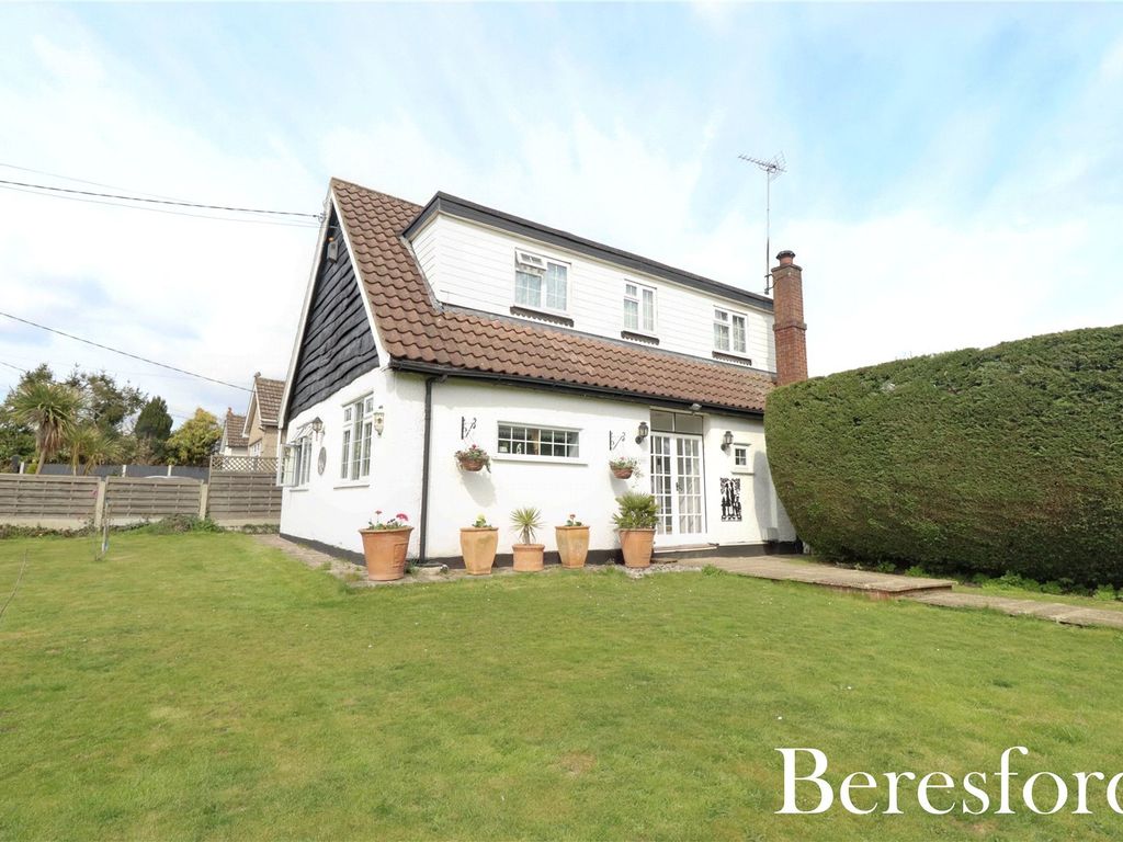 5 bed detached house for sale in Wyatts Green Lane, Wyatts Green CM15