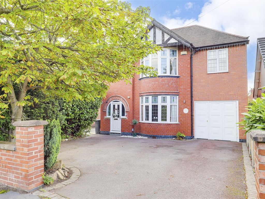 4 bed detached house for sale in Longmoor Road, Long Eaton, Derbyshire