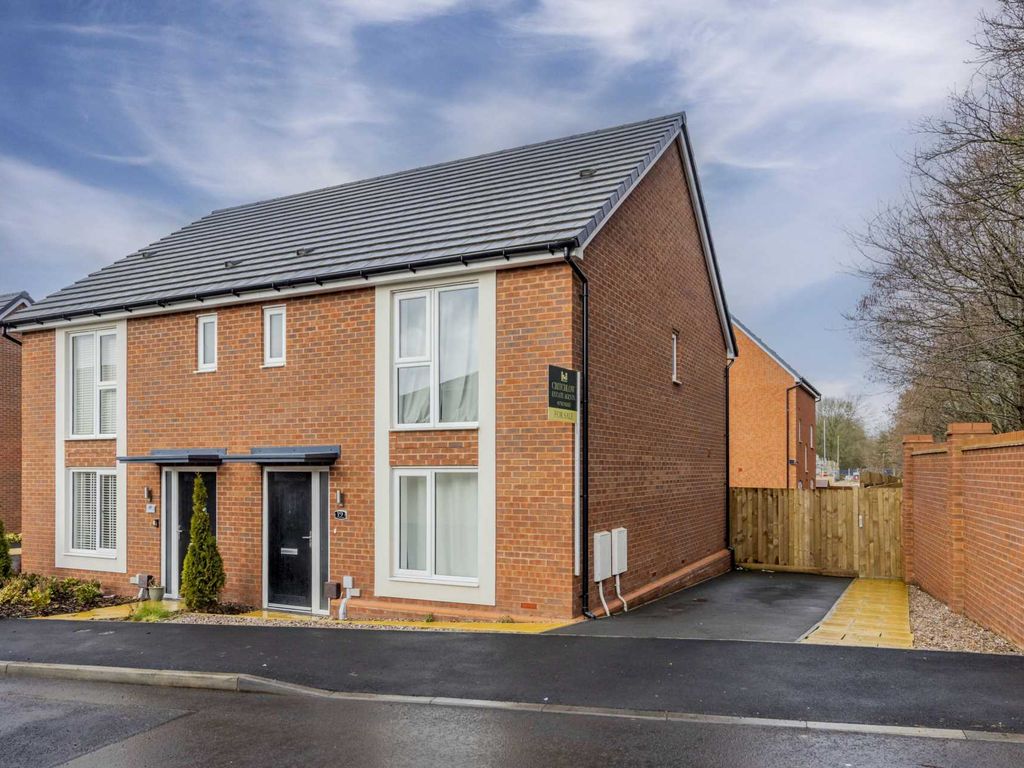 3 bed semidetached house for sale in Lingard Street, Stoke On Trent