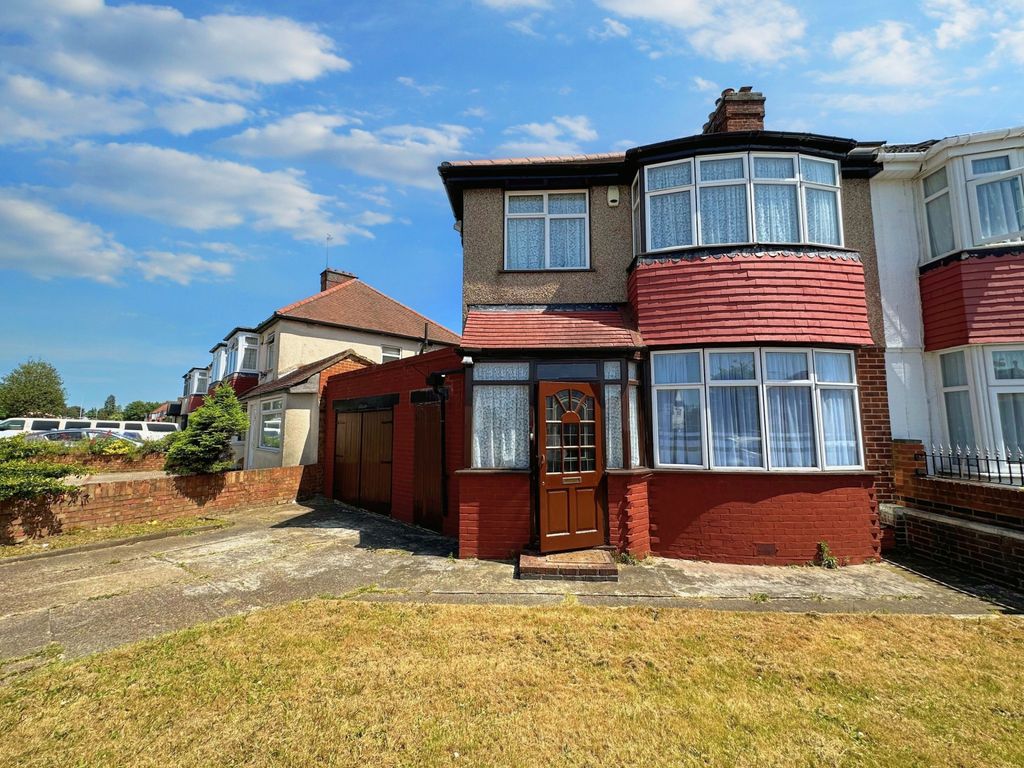 3 bed semidetached house for sale in Coldharbour Lane, Hayes UB3 Zoopla