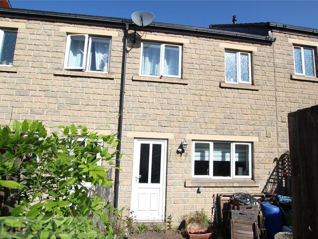 2 bed terraced house to rent in The Riverside, Linthwaite, Huddersfield