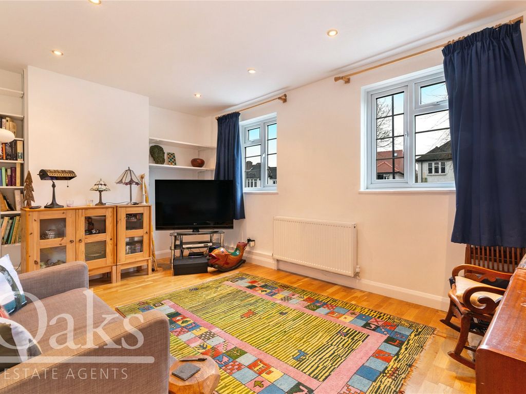 3 bed semidetached house for sale in Crown Dale, London SE19, £500,000