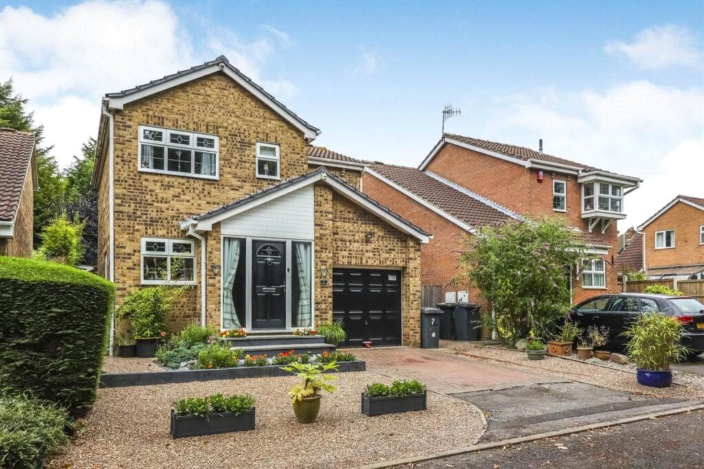 4 bed detached house for sale in Hayley Close, Kimberley, Nottingham