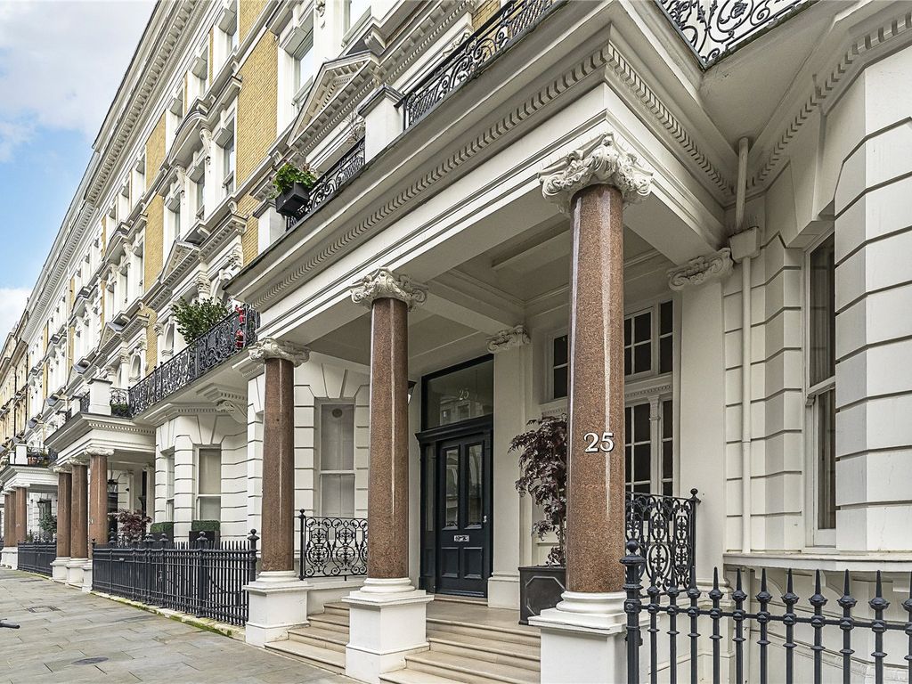 2 bed flat for sale in De Vere Gardens, London W8, £2,200,000 Zoopla